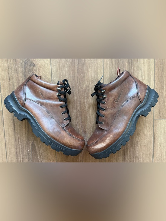 Nike ACG Other - Nike ACG Vintage Brown Leather Hiking Boots Men’s Size 10 865028 221
